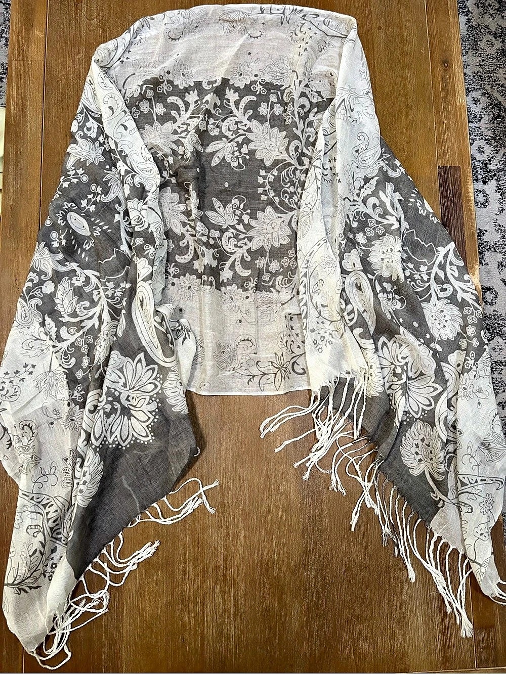 Floral Scarf in Gray & Cream